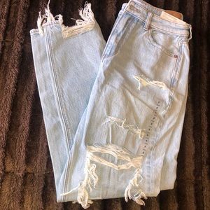 AE Boyfriend Jeans